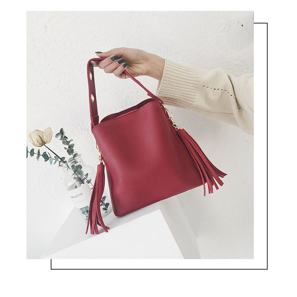 Fashion Scrub Women Bucket Bag Vintage Tassel Messenger Bag High Quality Retro Shoulder Bag Simple Crossbody Bag Tote(Red - ebowsos