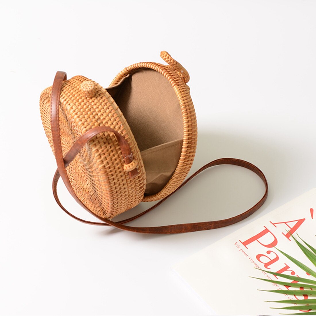INS new ladies hand-woven bag round rattan retro art hand-woven bag Bohemian hollow five-pointed star beach round shoulde - ebowsos