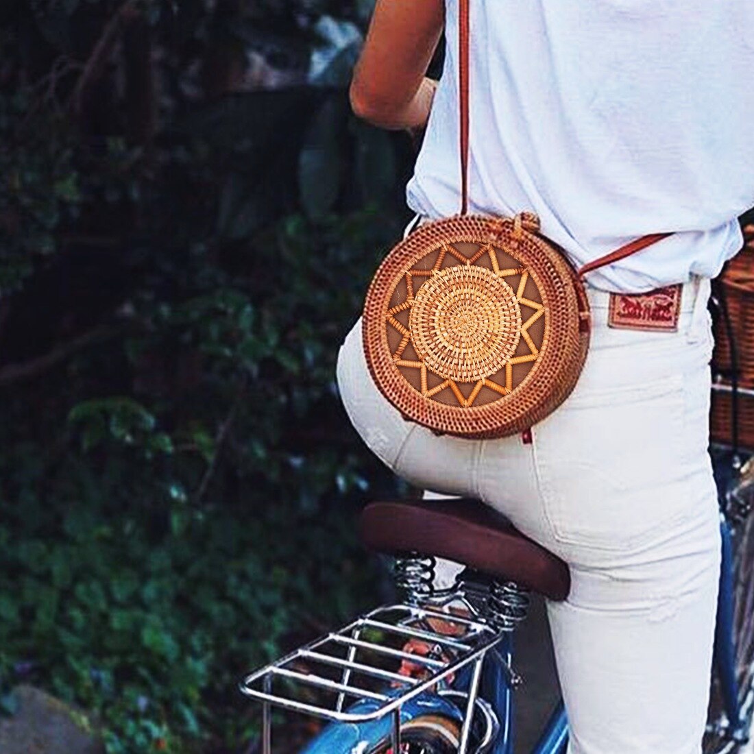 INS new ladies hand-woven bag round rattan retro art hand-woven bag Bohemian hollow five-pointed star beach round shoulde - ebowsos