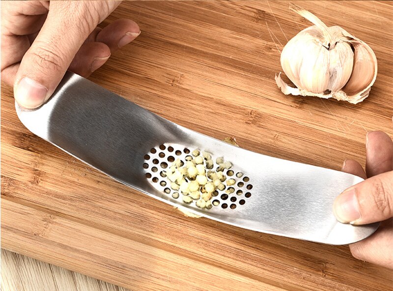 Kitchen Stainless Steel Garlic Press Grinding Slicer Mincer Metal Novelty Ginger Crusher Chopper Cutter Cooling Tool - ebowsos